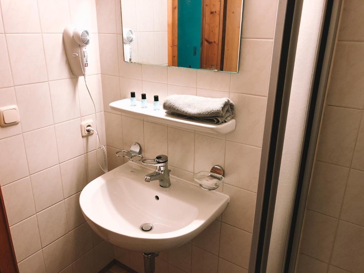 Green Naturel Motel Шрунс Экстерьер фото